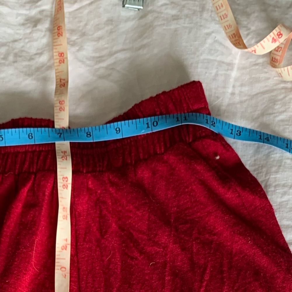 Red wool skirt size Small - Picture 6 of 6